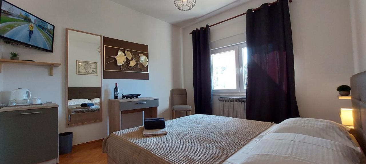 Villa Salvia Rooms And Apartments Rovinj Exteriör bild